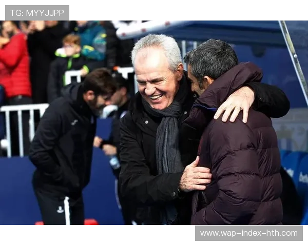 亚马尔父亲社媒直播激动喊话:儿子你太厉害了,老爸热血沸腾 亚马尔父亲社媒直播激动喊话:儿子你太厉害了,老爸热血沸腾